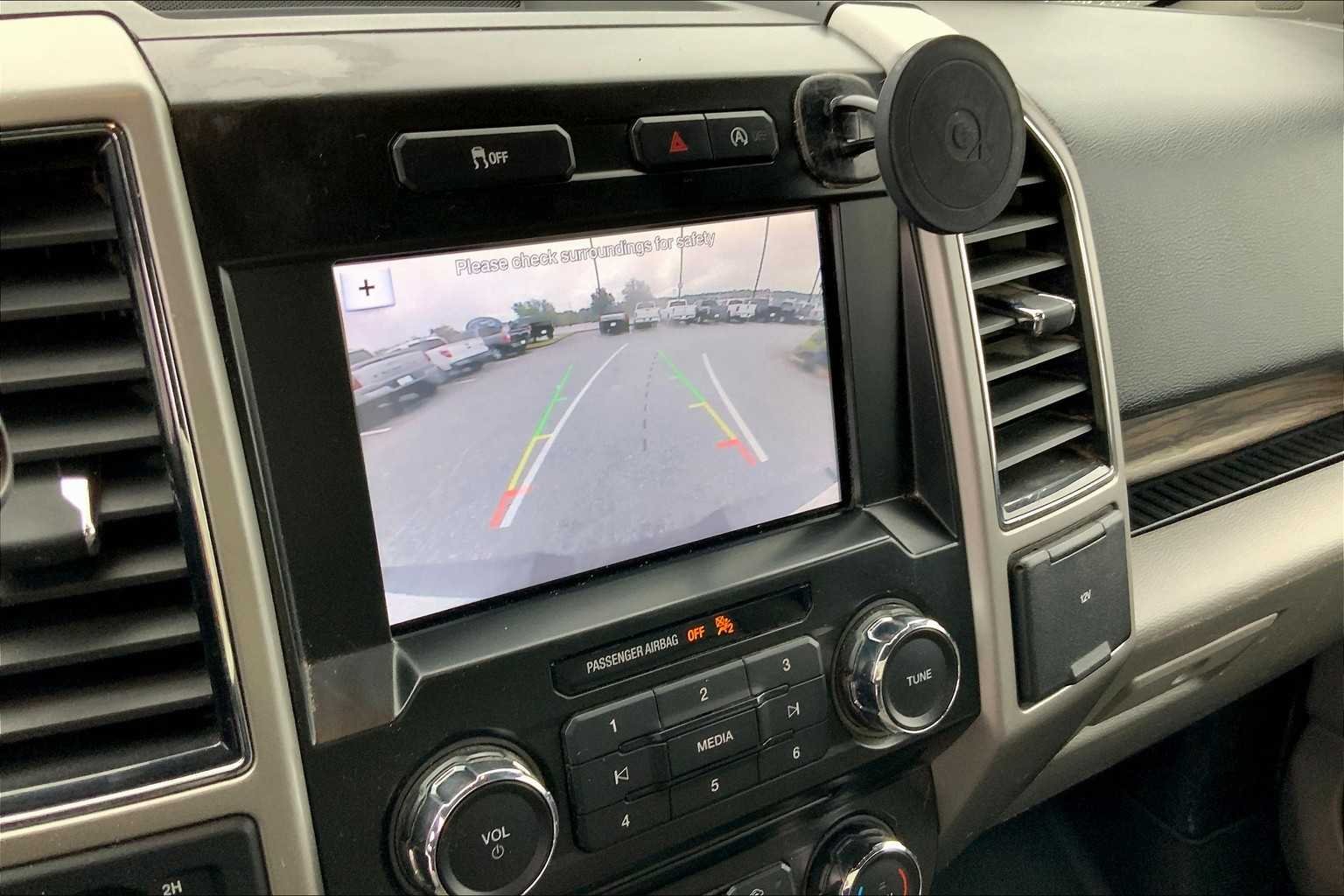 Used 2018 Oxford White Ford LARIAT image 26