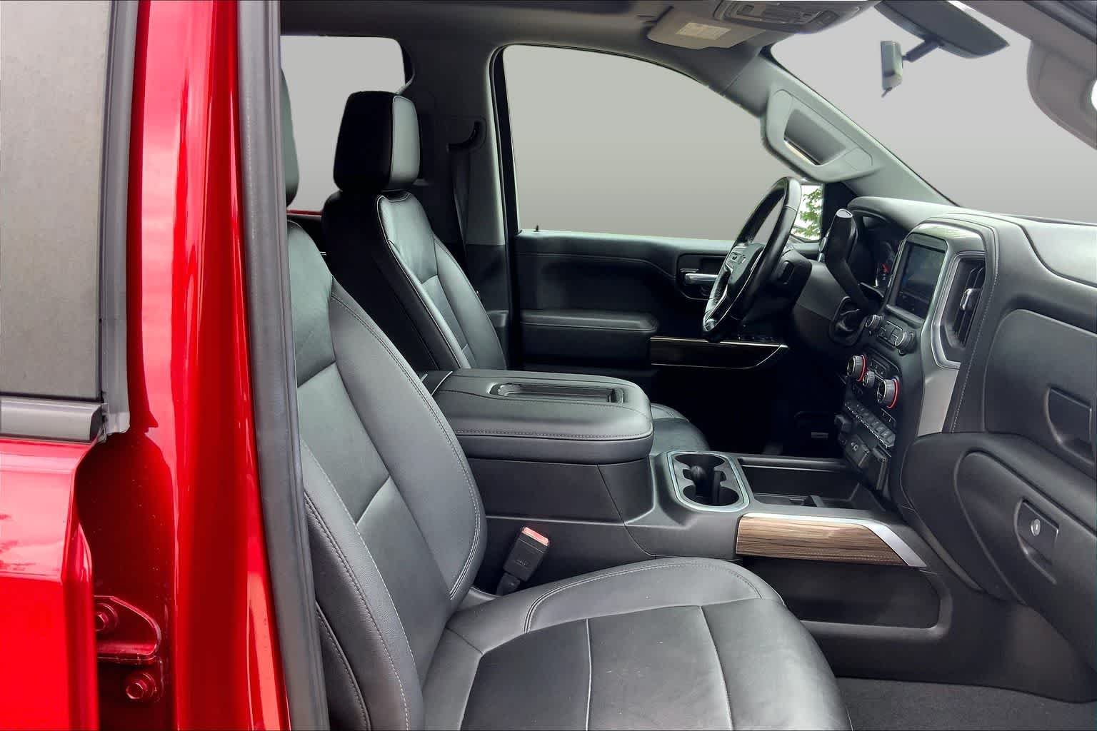 Used 2021 Cherry Red Tintcoat Chevrolet RST image 9