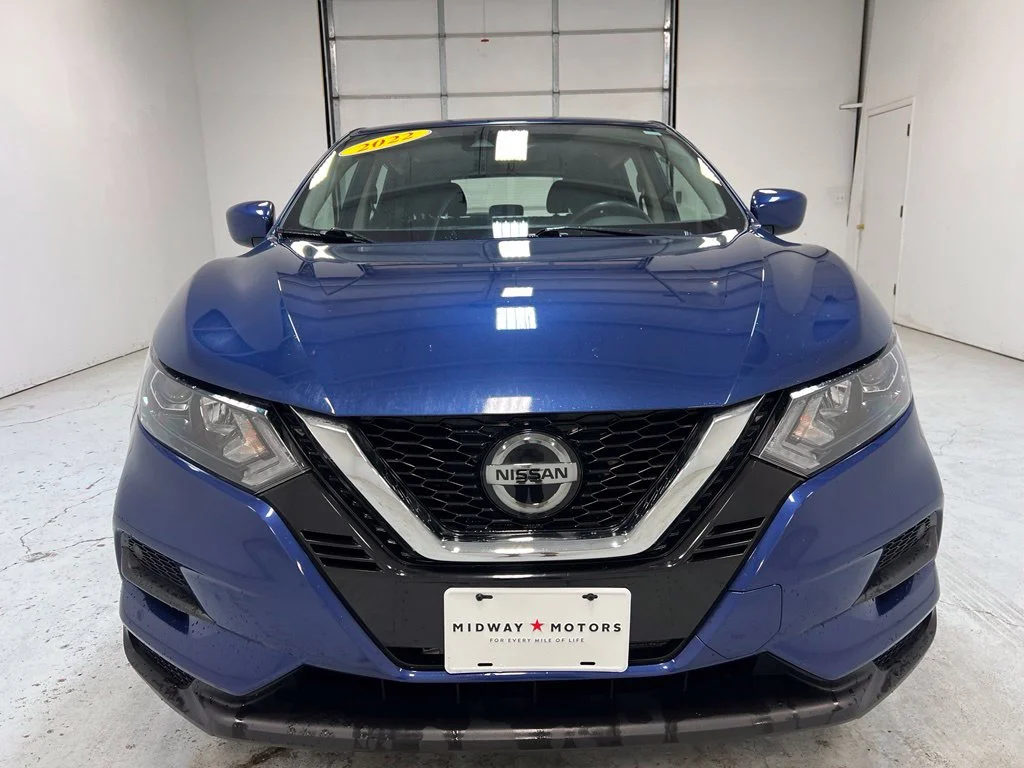 Used 2022 Blue Nissan S image 13