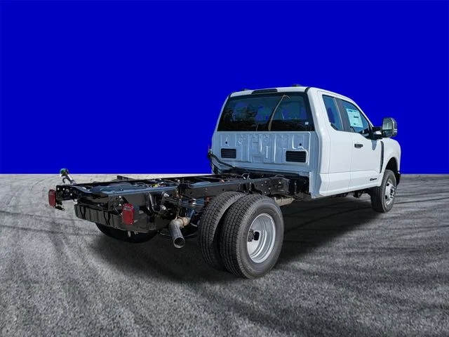 New 2026 White Ford XL image 4