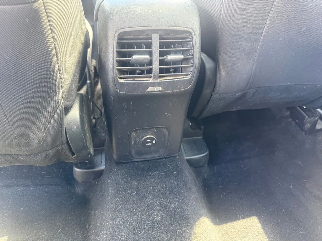 Used 2020 Black Ford SE image 40
