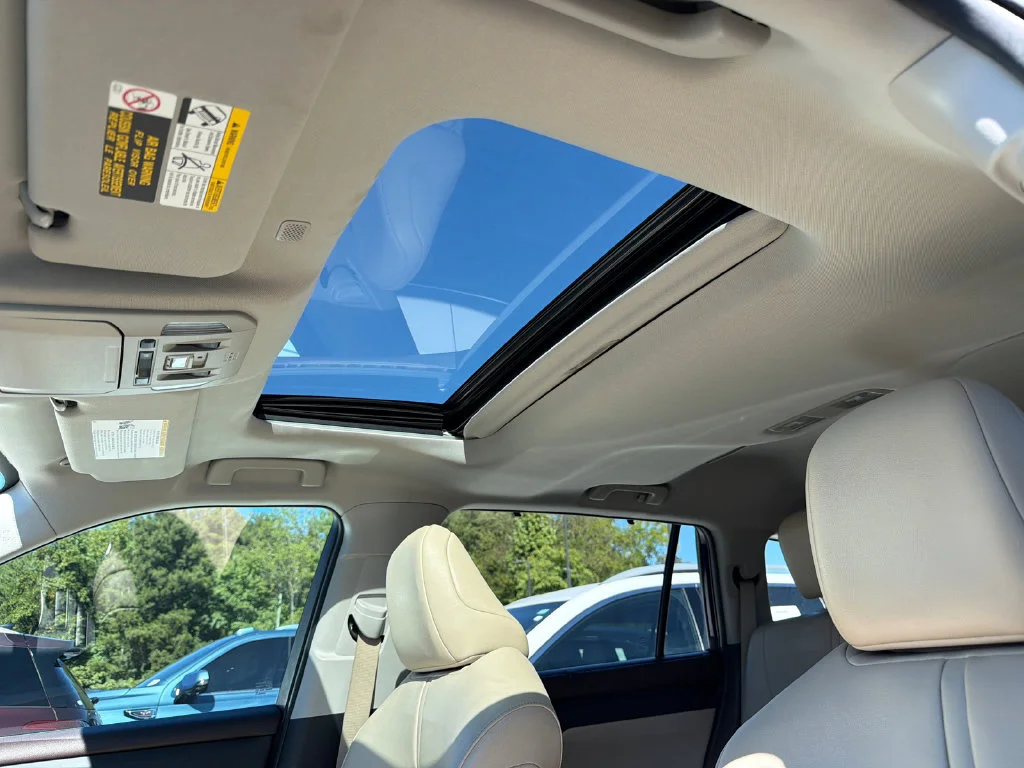 Used 2022 Blue Toyota XLE image 33