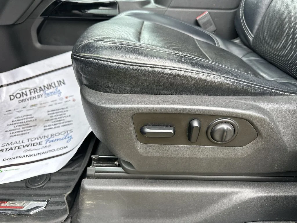 Used 2020 Silver Chevrolet RST image 18