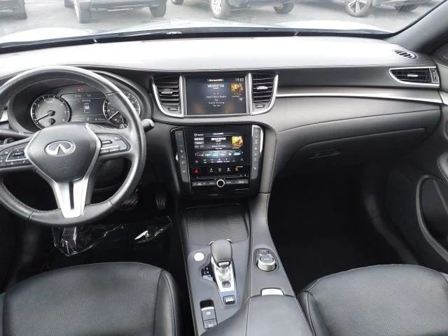 Used 2023 Gray INFINITI LUXE image 7