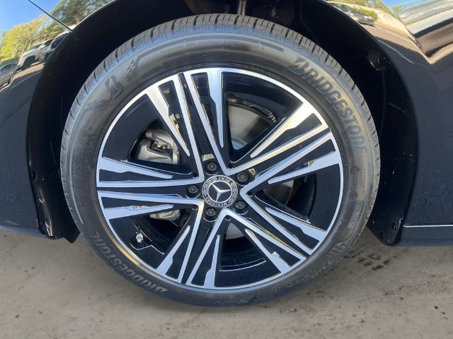 New 2027 Black Mercedes-Benz  image 8