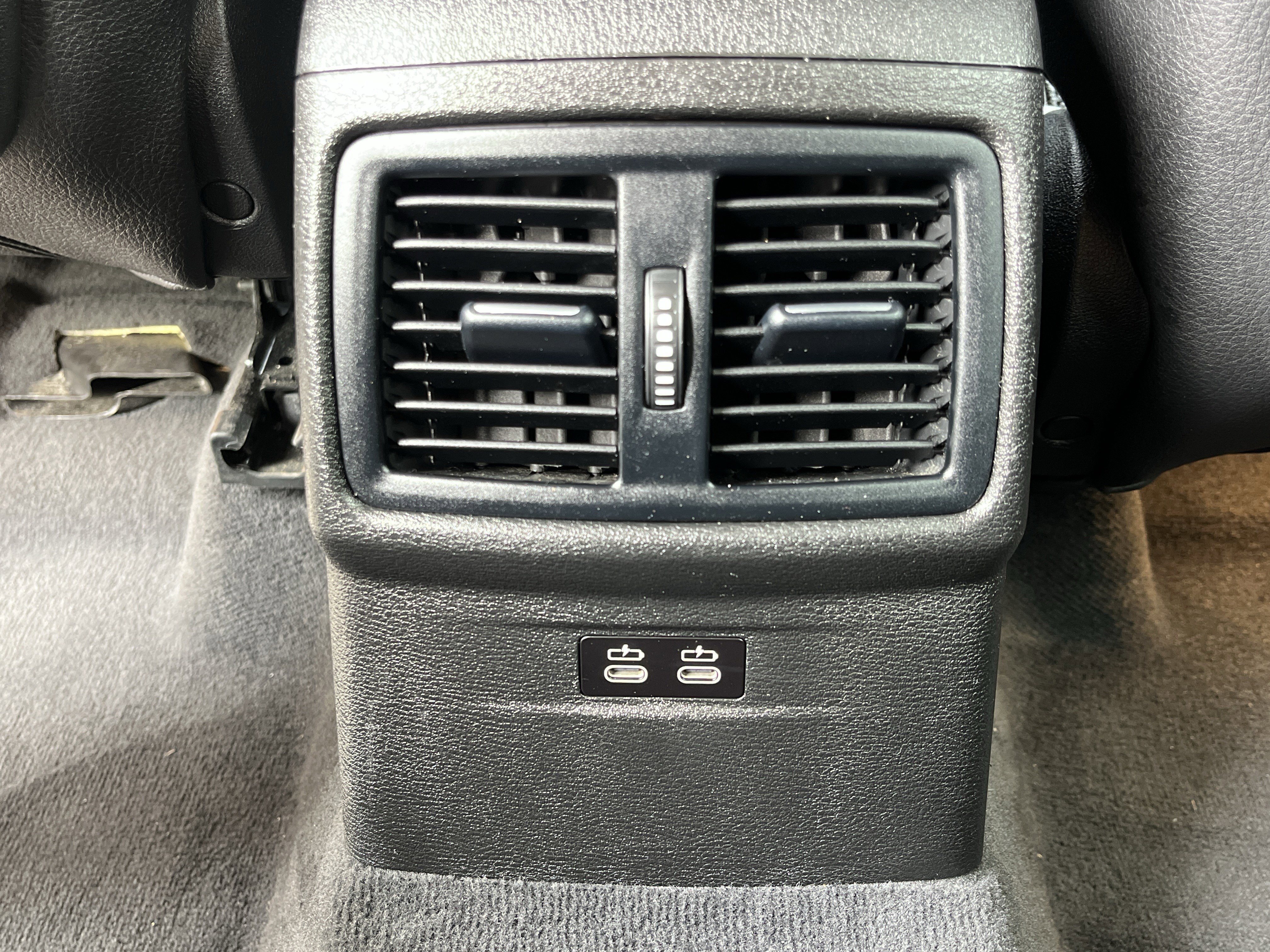 Used 2020 Jet Black BMW sDrive28i image 19