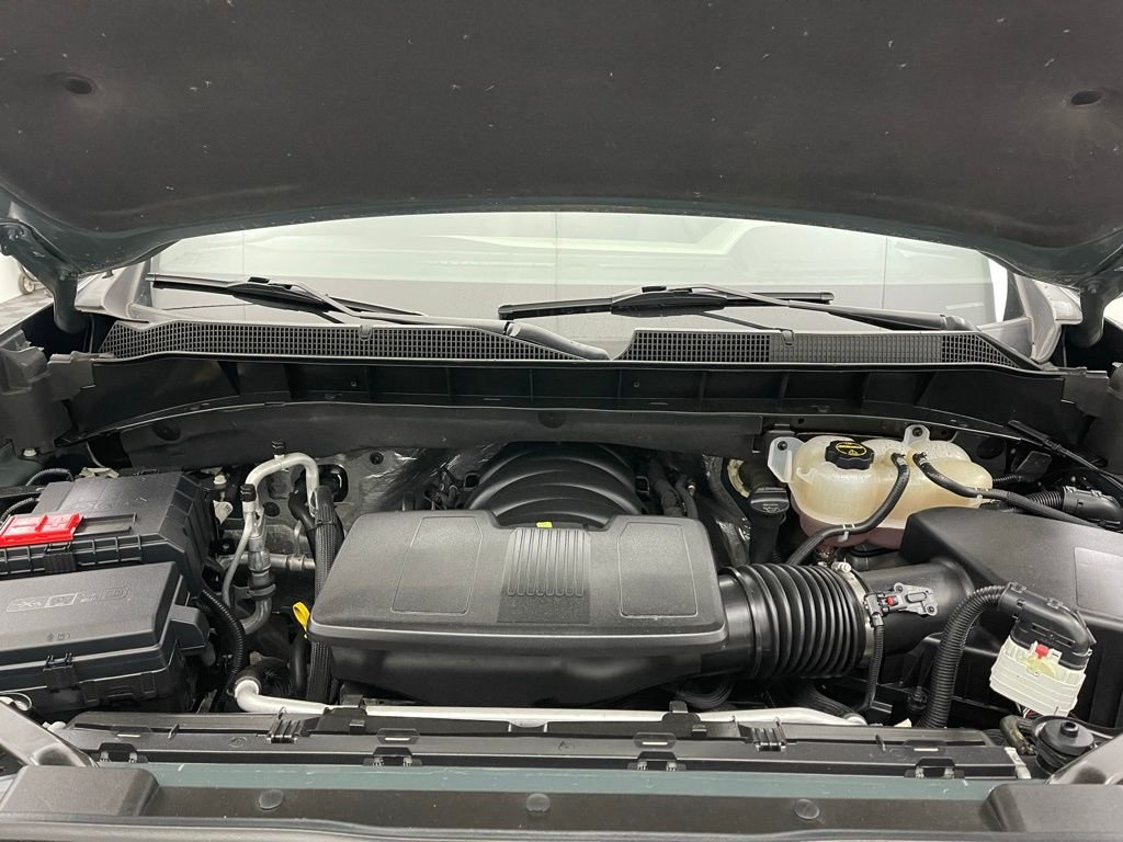 Used 2025 Cypress Gray Chevrolet LT image 13