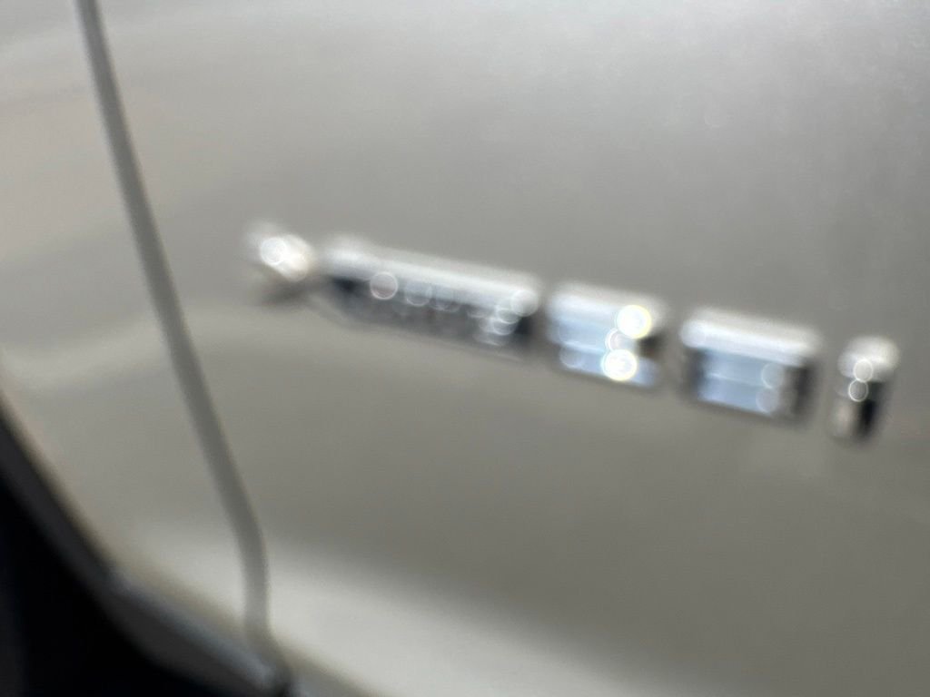 Used 2013 Silver BMW xDrive28i image 11