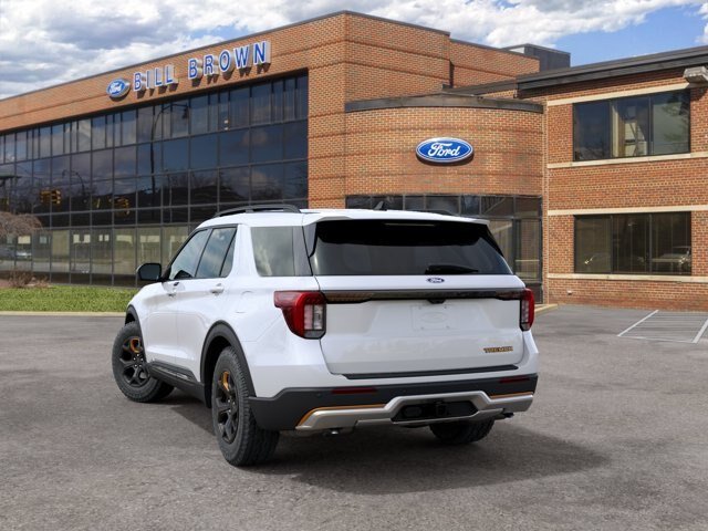 New 2027 Star White Metallic Tri-Coat Ford Tremor image 31