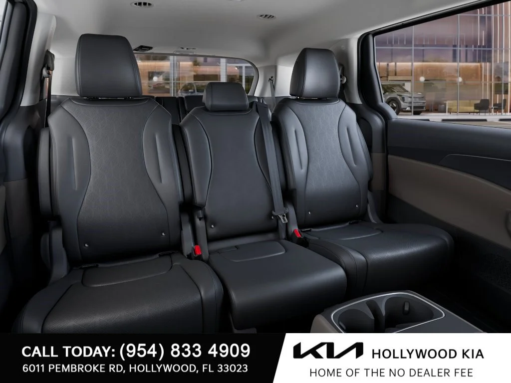 New 2027 Ceramic Silver Kia LXS image 16