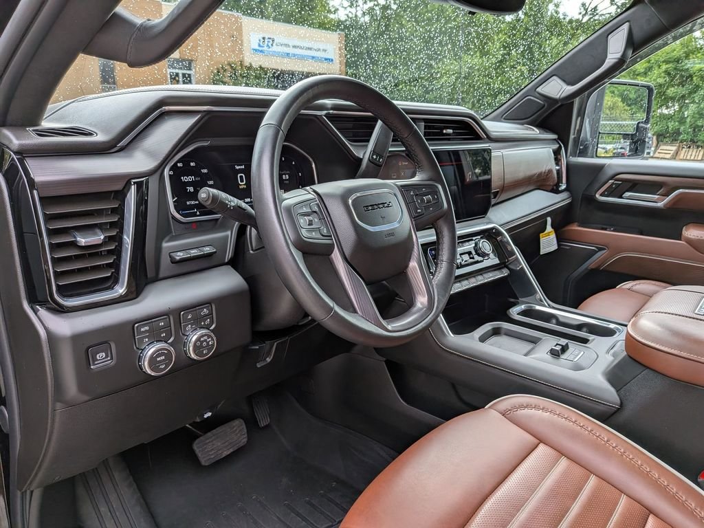Used 2026 Black GMC Denali Ultimate image 16