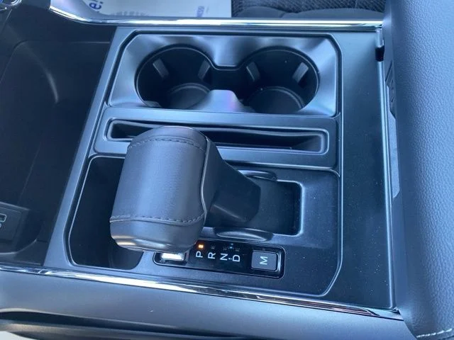 New 2026 Avalanche Ford XLT image 30