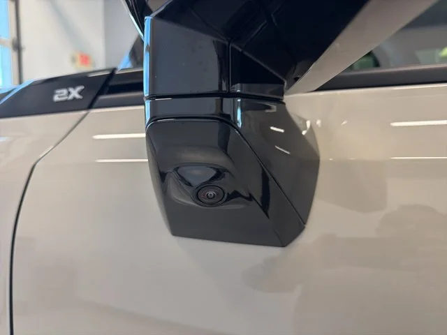 2026 GMC HUMMER EV 2X - Photo 11