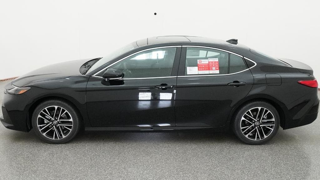 New 2026 Midnight Black Metallic Toyota XLE image 3