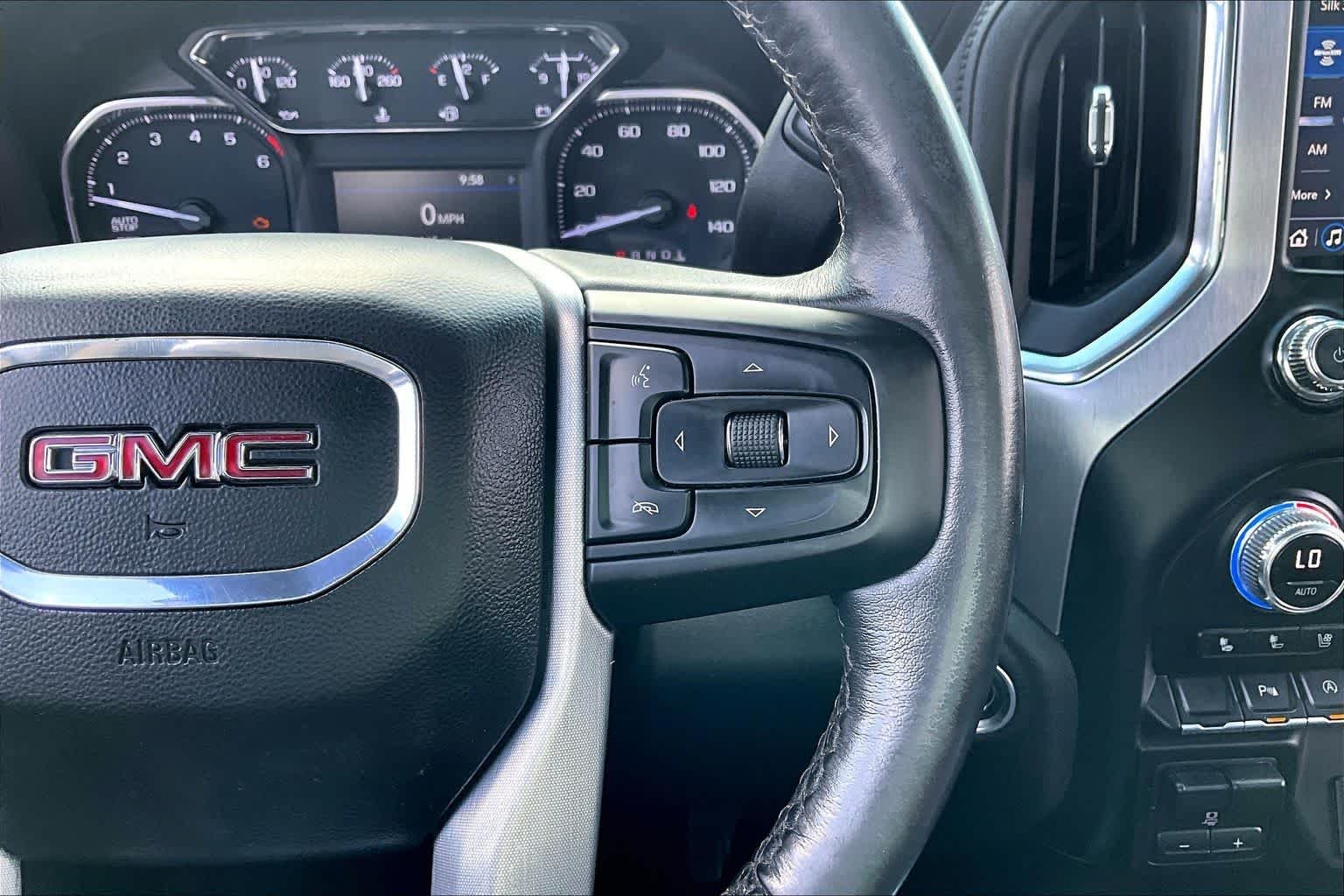 Used 2022 Onyx Black GMC SLT image 25