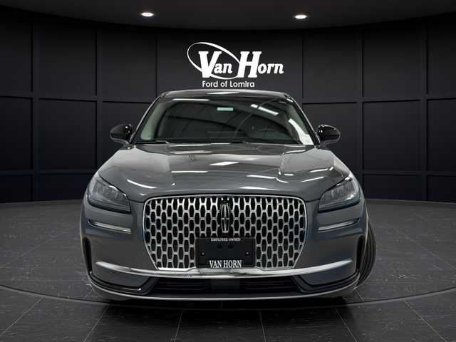 Used 2025 Asher Gray Metallic Clearcoat Lincoln Premiere image 2