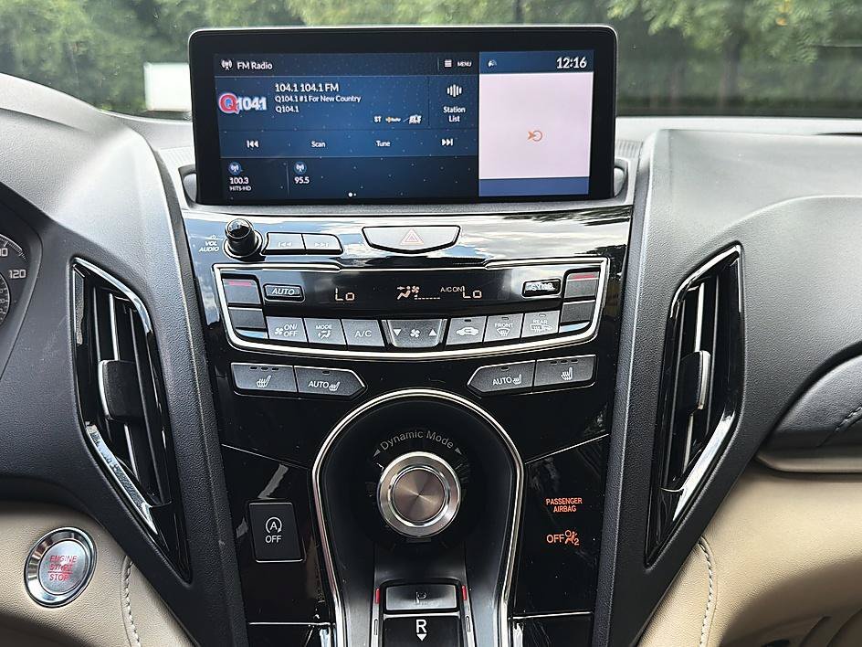 Used 2019 Majestic Black Pearl Acura w/Technology Pkg image 16