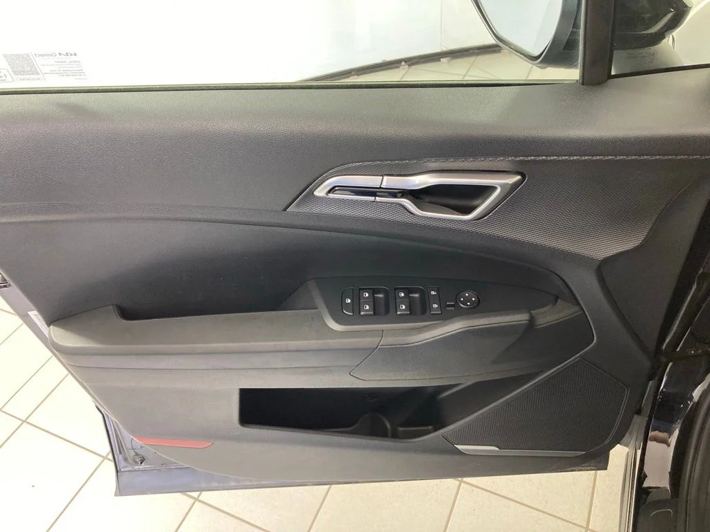 Used 2025 Black Kia LX image 14