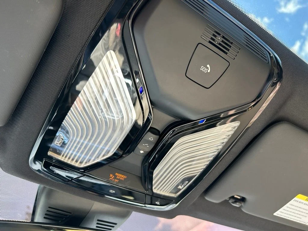Used 2019 Jet Black BMW 330i image 41
