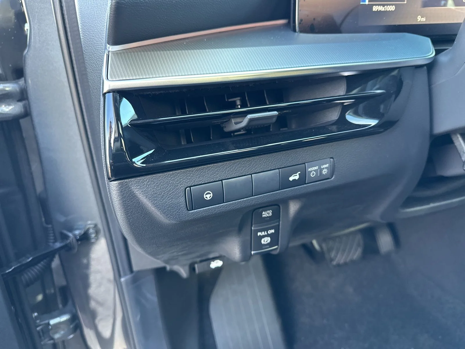 2026 Nissan Murano SL - Photo 18