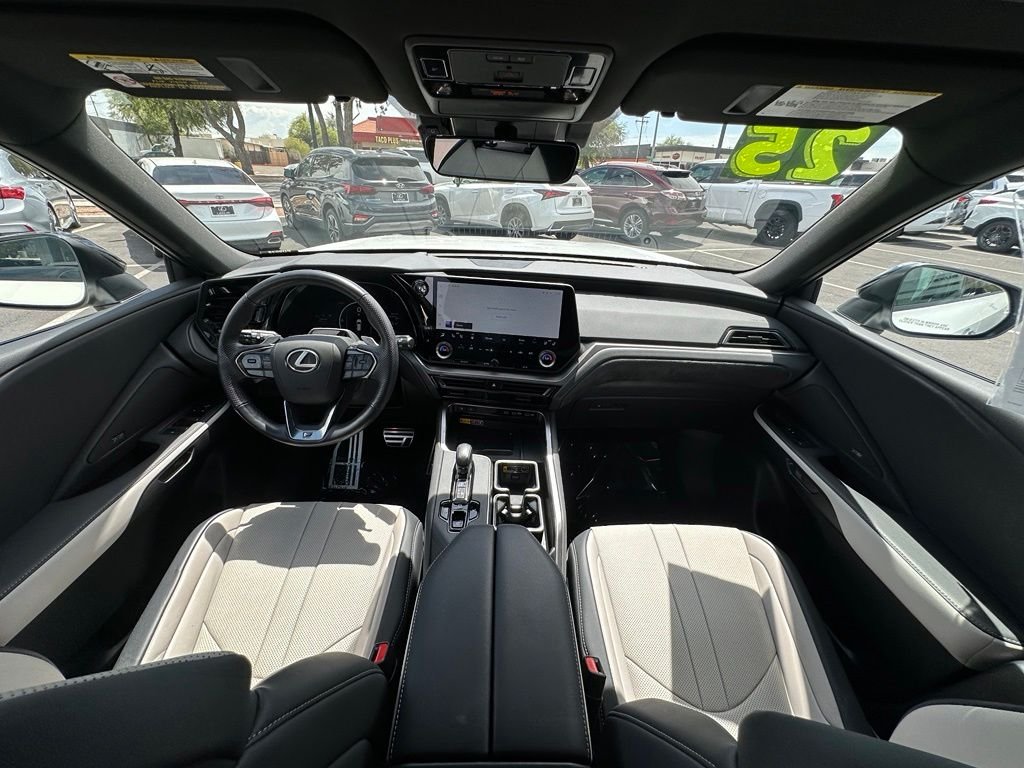 Used 2025 Beige Lexus 500h F SPORT Premium image 18