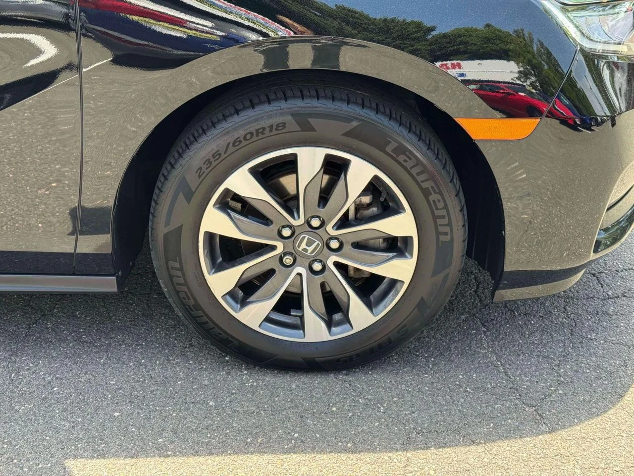2023 Honda Odyssey EX-L - Photo 10