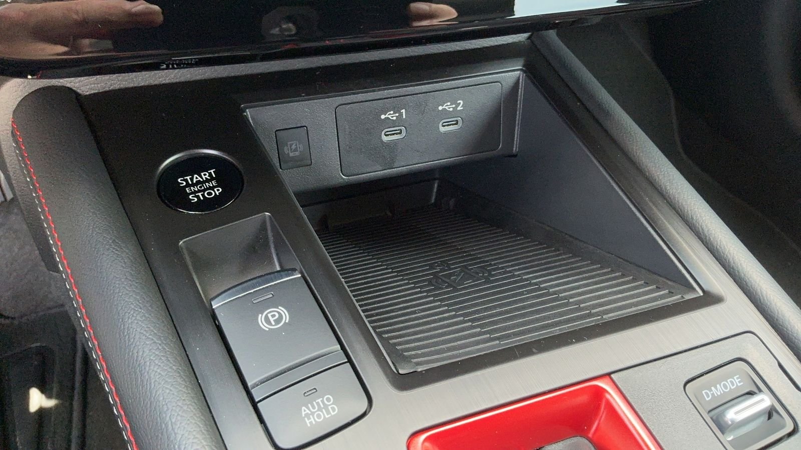 Certified Used 2025 Black Nissan SR image 27