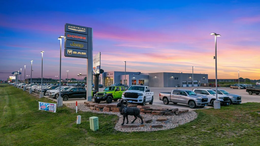 Used 2020 Blue Chevrolet LT image 13