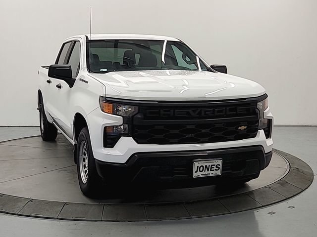 Used 2022 White Chevrolet WT image 3