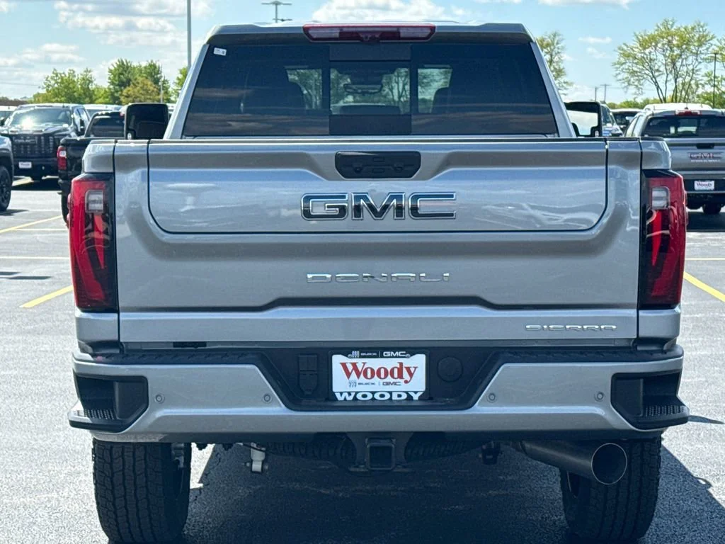 2026 GMC Sierra 2500HD Denali Ultimate - Photo 9