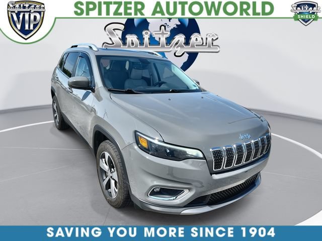 Used 2019  Jeep Limited image 1