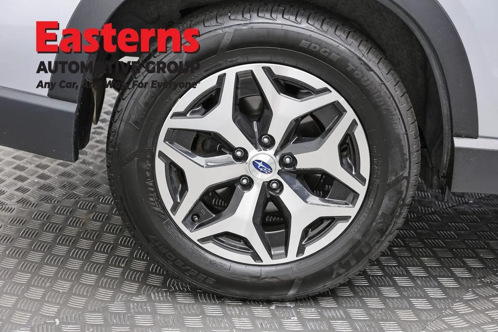 Used 2022 Silver Subaru Premium image 33