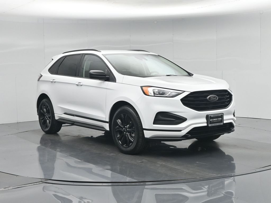 Certified Used 2022 White Ford SE image 57