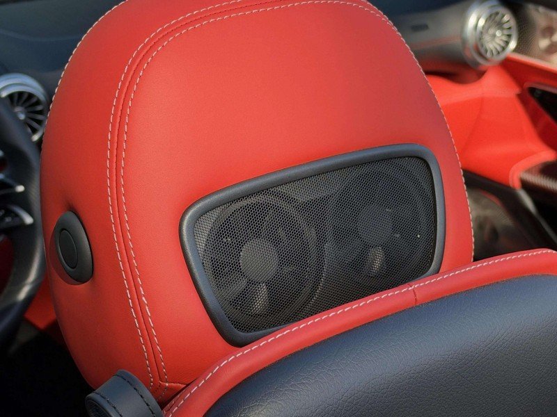 Used 2022  Mercedes-Benz AMG® SL 63 image 26