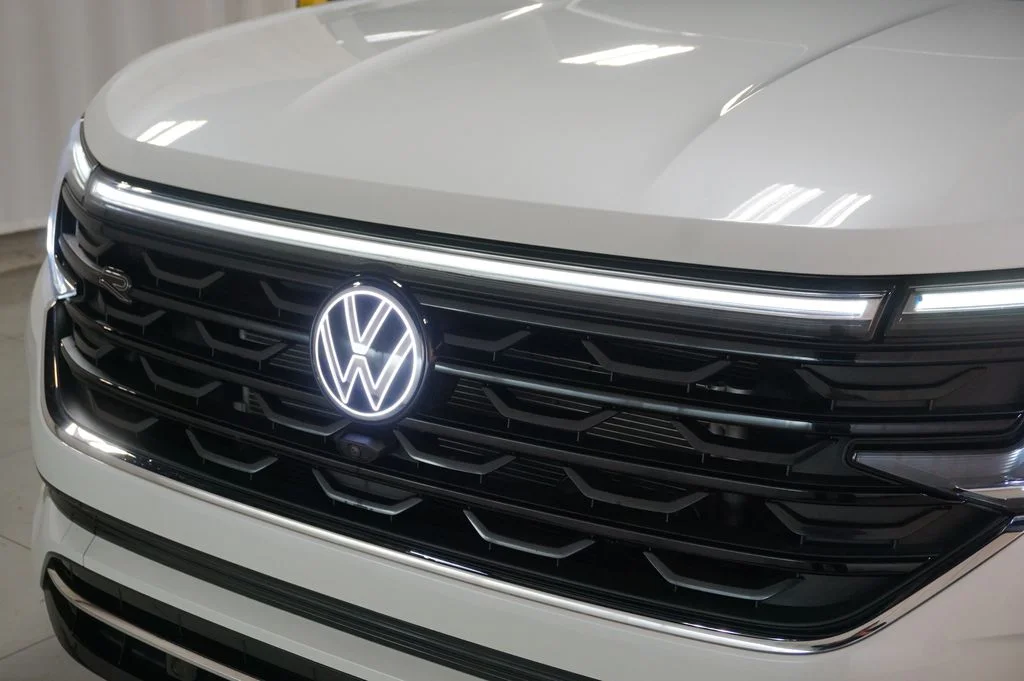 2025 Volkswagen Atlas Cross Sport SEL Premium R-LINE - Photo 54