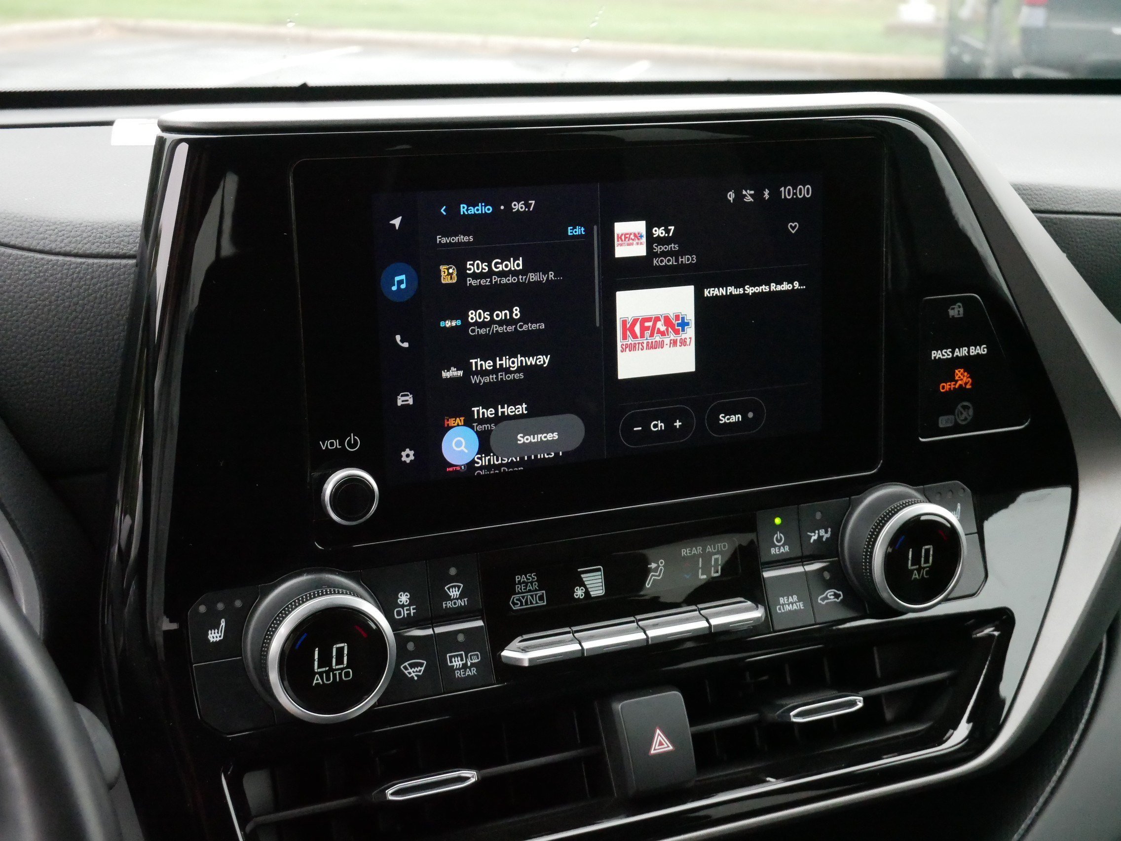 2024 Toyota Highlander XLE - Photo 22