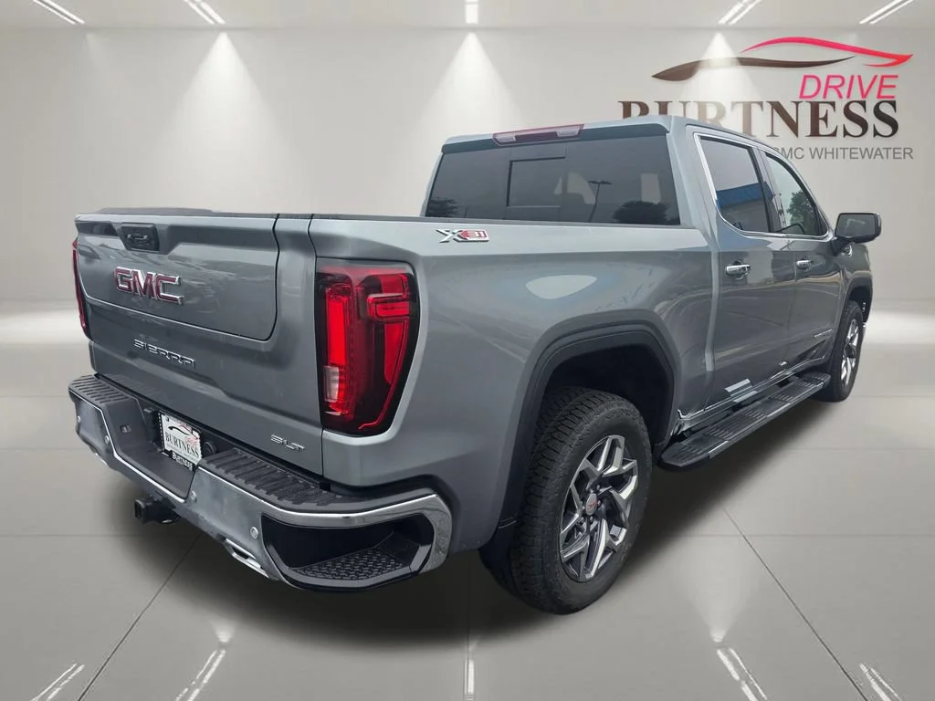 2026 GMC Sierra 1500 SLT - Photo 7