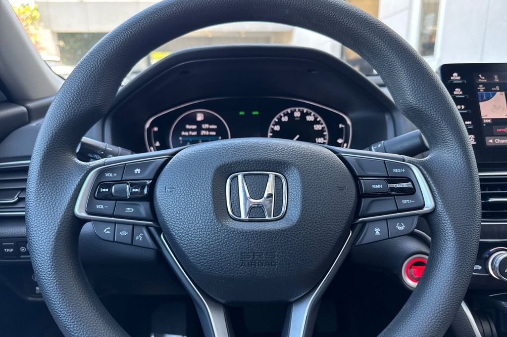 Used 2018 Platinum White Pearl Honda EX image 24