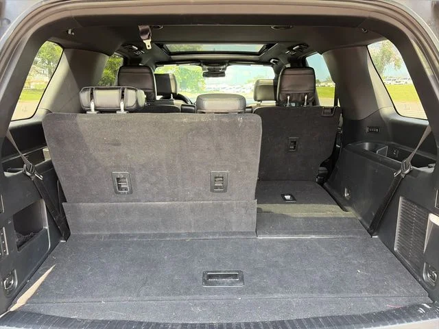 Used 2020 Gray Ford Limited image 34
