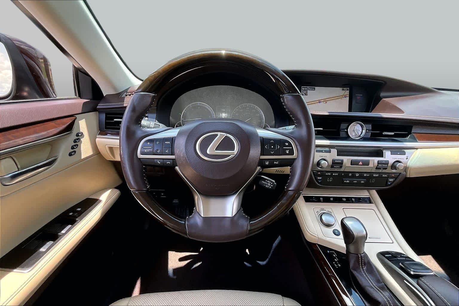 Used 2016 Autumn Shimmer Lexus  image 6