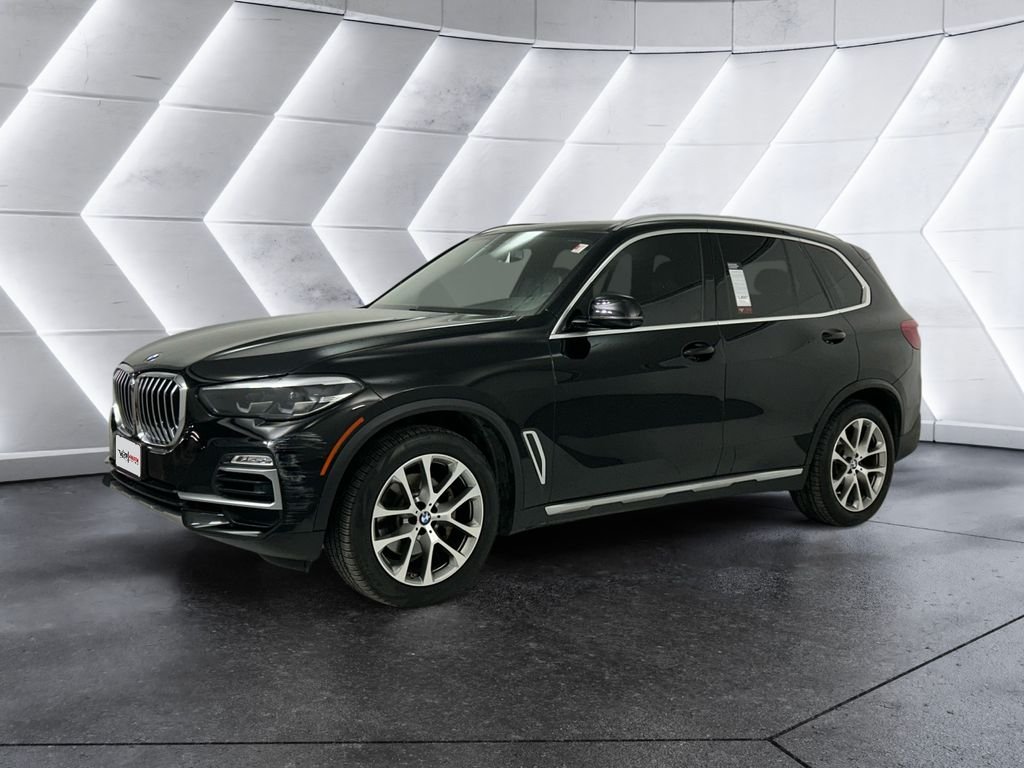 Used 2020 Black BMW sDrive40i image 3