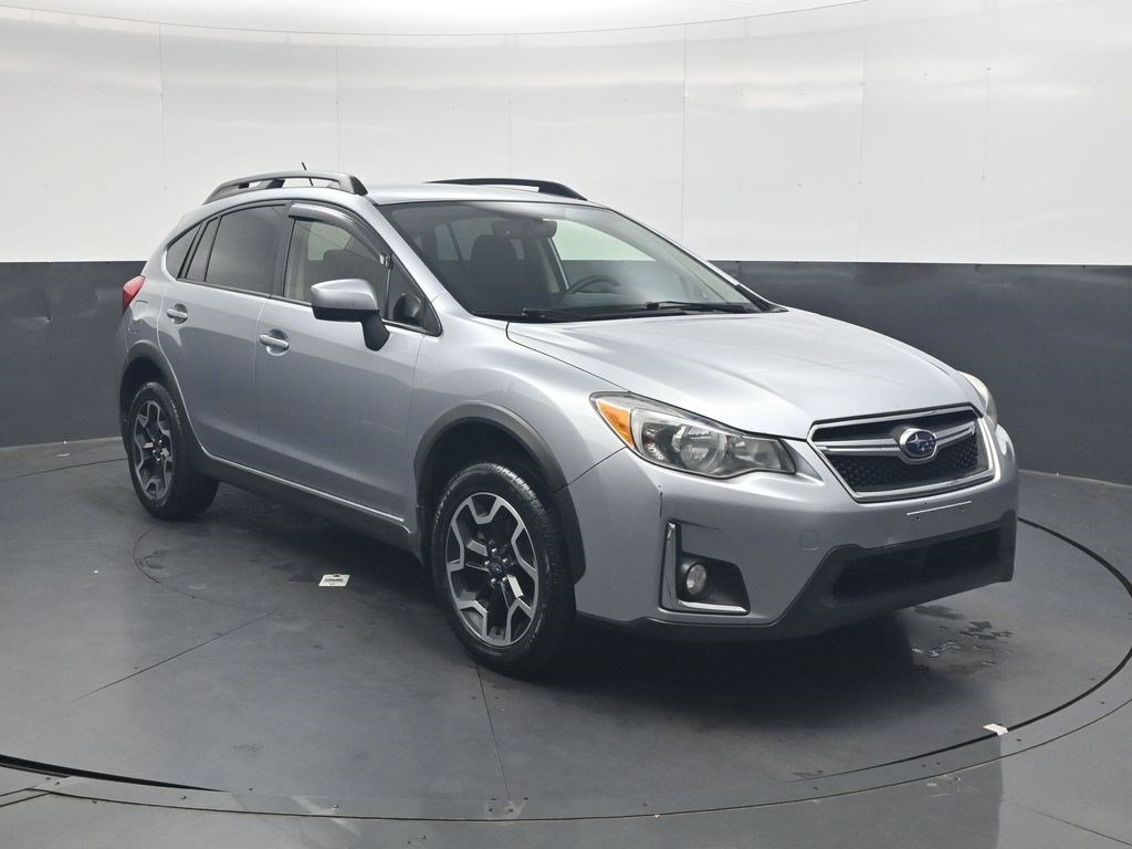 Used 2017 Ice Silver Metallic Subaru Premium image 2
