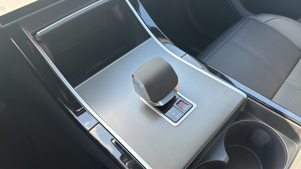 New 2026 Varesine Blue Land Rover S image 21