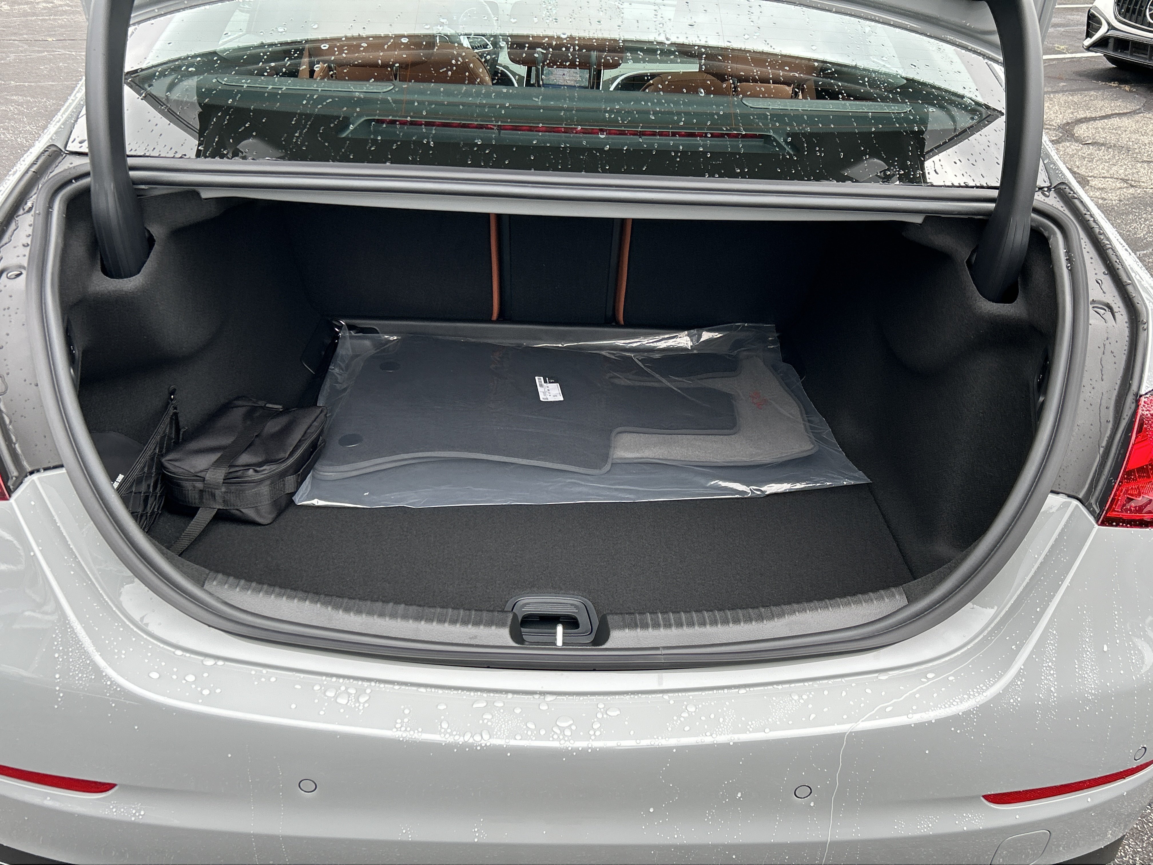 New 2026 MANUFAKTUR Alpine Grey Mercedes-Benz C 300 4MATIC® Sedan image 9