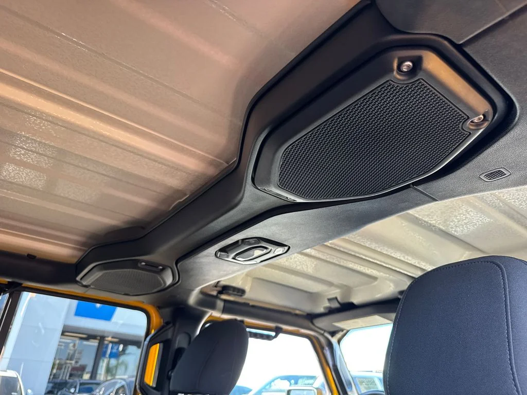 Used 2021 Yellow Jeep Unlimited Sport S image 19