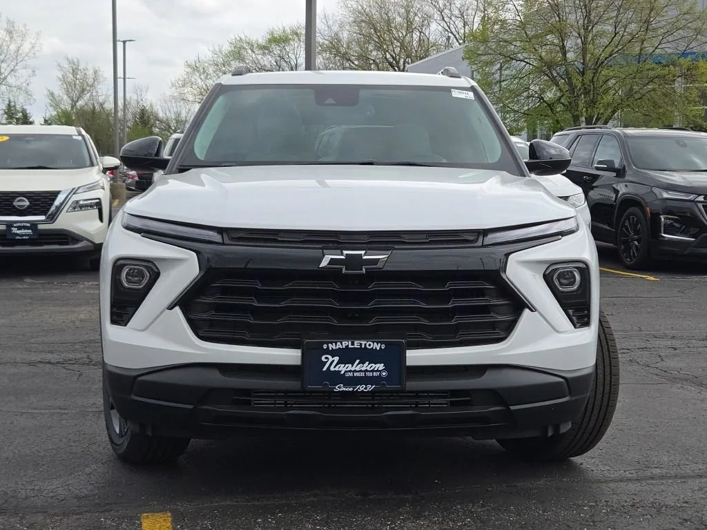 New 2026 Summit White Chevrolet LT image 4