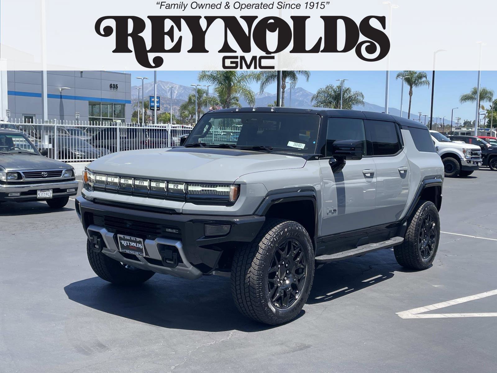 2026 GMC Hummer EV 2X SUV's photo