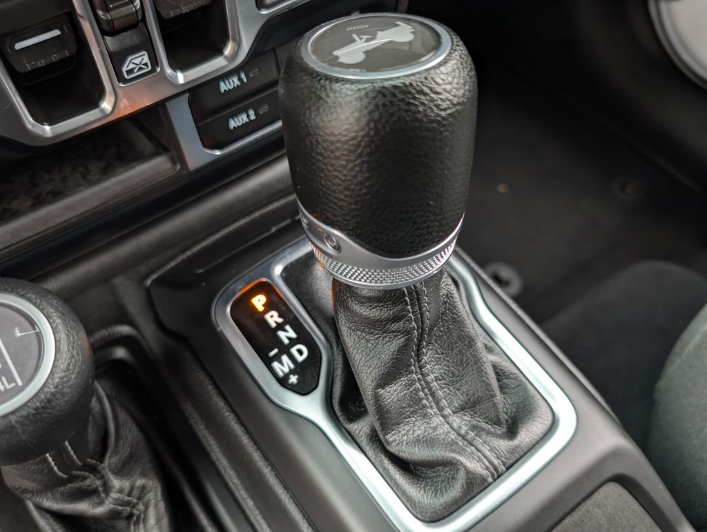 2024 Jeep Wrangler 4-Door Sahara - Photo 28