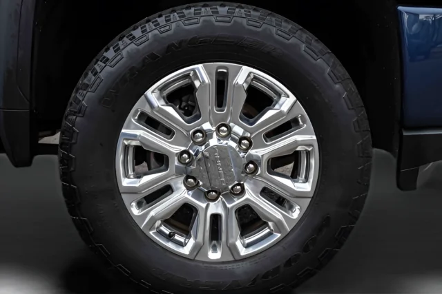 Used 2022 Blue GMC Denali image 25