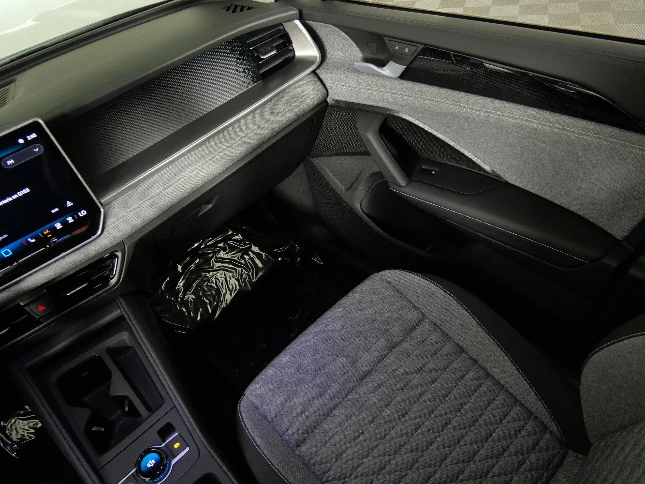 New 2026 Pure White Volkswagen S image 11
